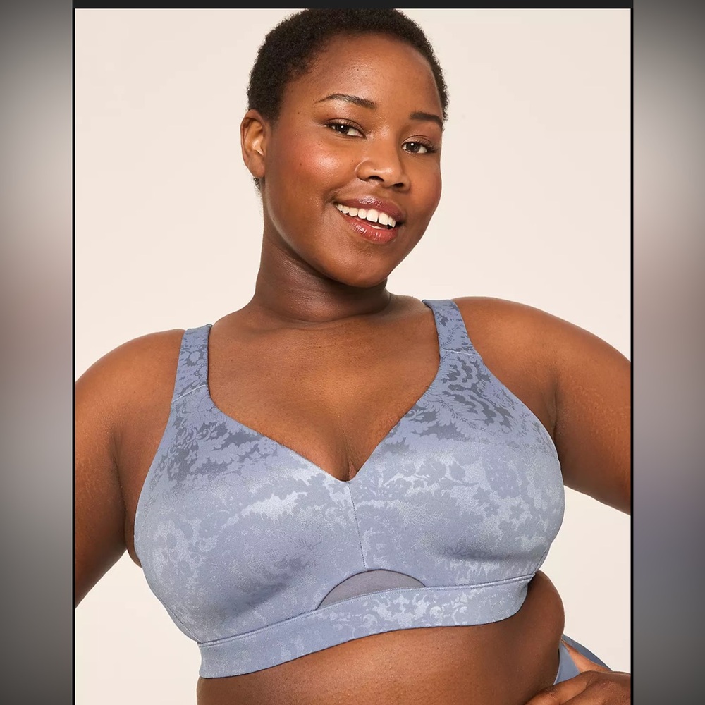 NWOT Cacique Powder Blue Silky Floral Print Lightly Lined No Wire Bra